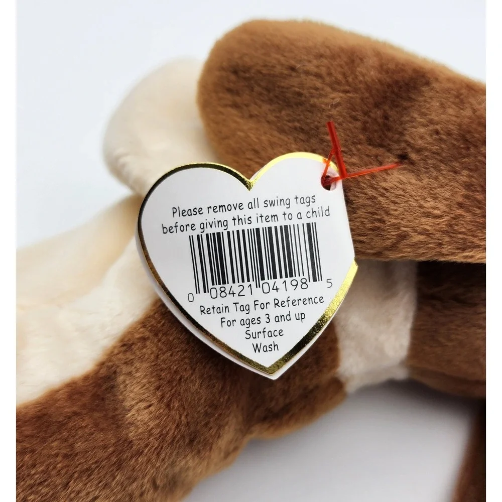 Ty Beanie Baby Tracker the Dog DOB June 5,‎ 1997 SO CUTE